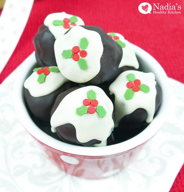 healthy-christmas-pudding-balls