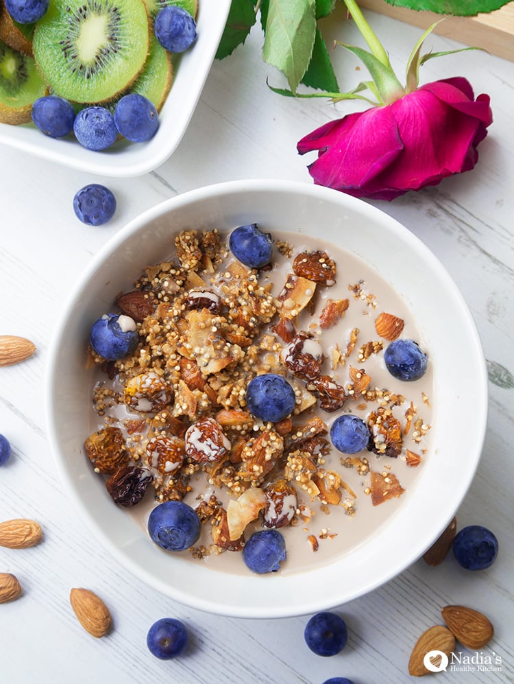 Coconut Almond Quinoa Granola