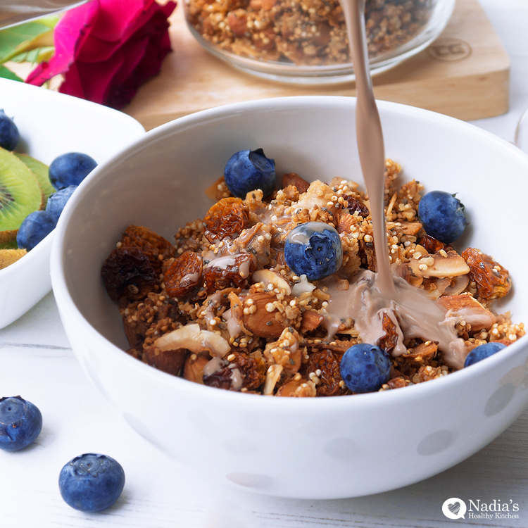 coconut almond quinoa granola