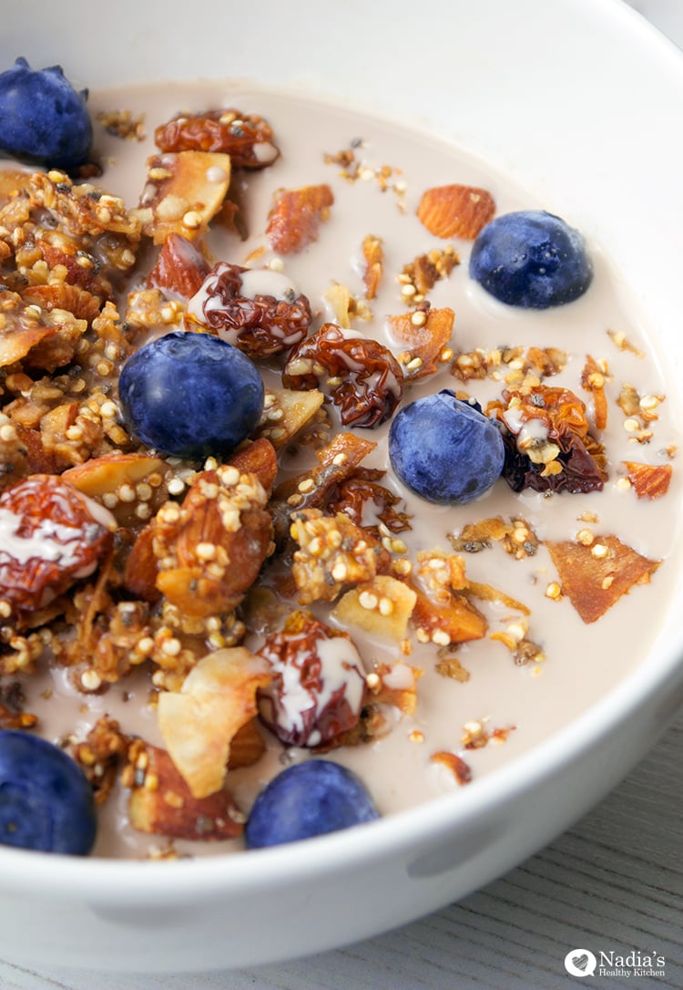 coconut almond quinoa granola