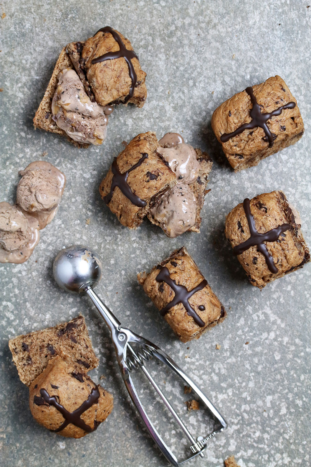 Vegan Chocolate Hot Cross Bun Ice Cream Sandwiches - Nadia's Healthy ...