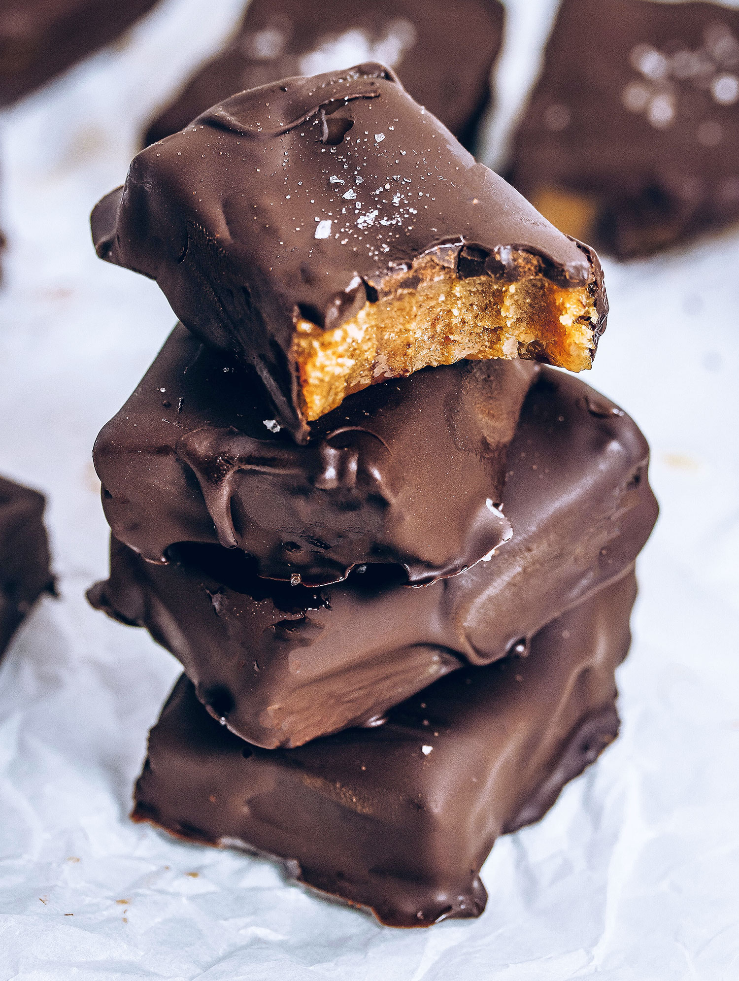 4-Ingredient Salted Caramel Fudge (Vegan & Gluten-free) - Nadia's ...