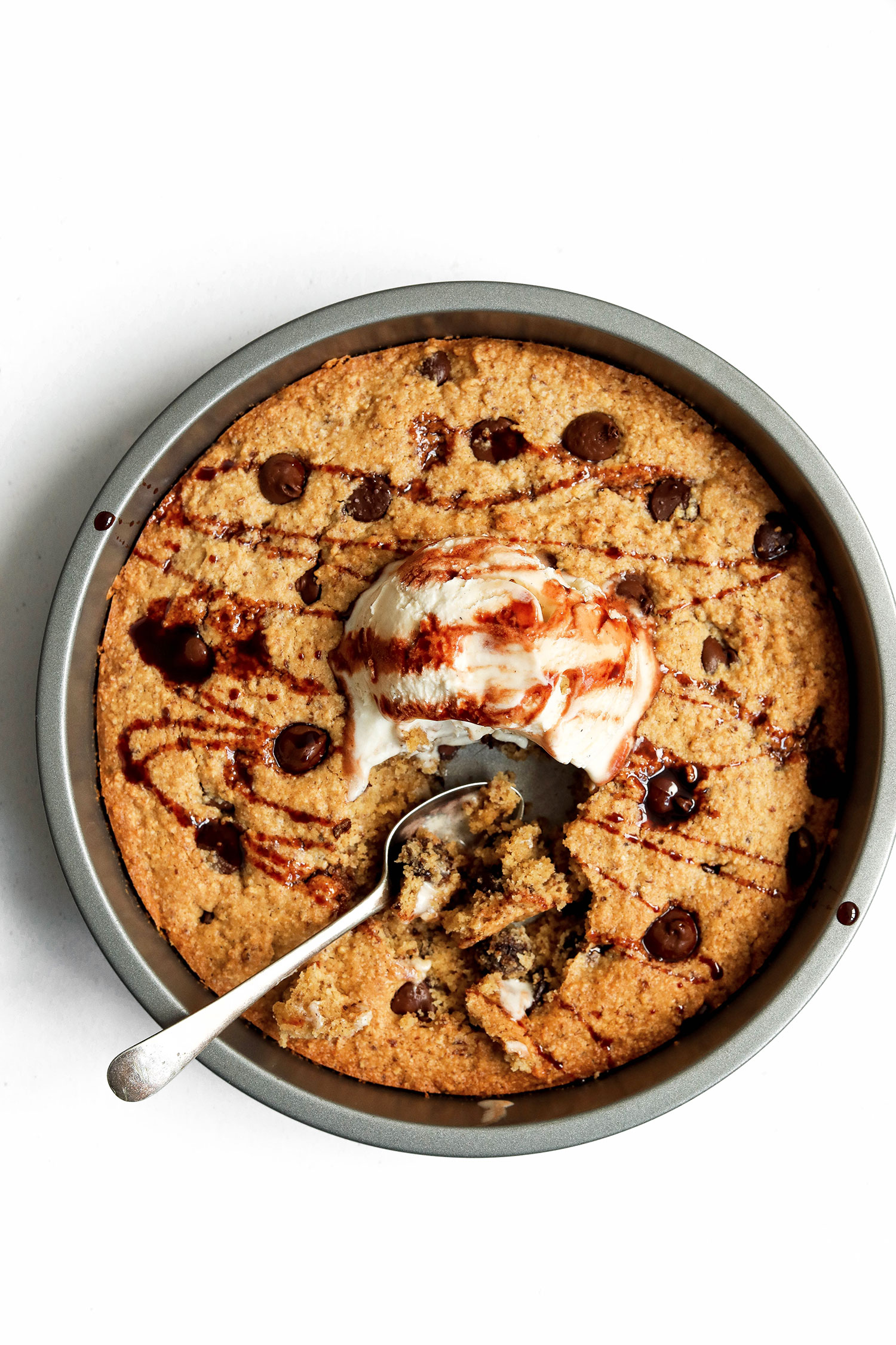 Vegan Chocolate Chip Cookie Skillet (gluten free) • Fit Mitten Kitchen