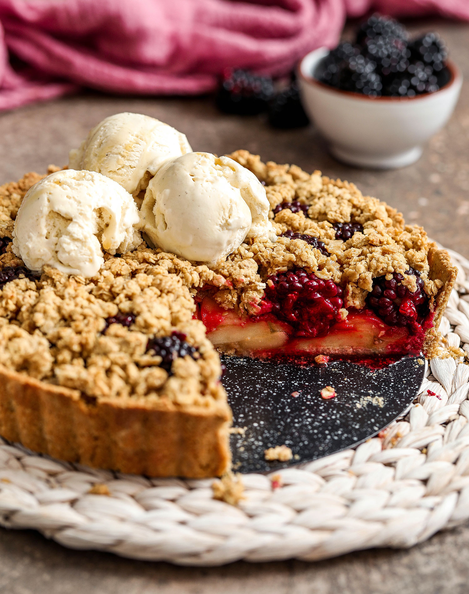 Apple Blackberry Crumble Tart (Vegan & Gluten-free) - Nadia's Healthy ...