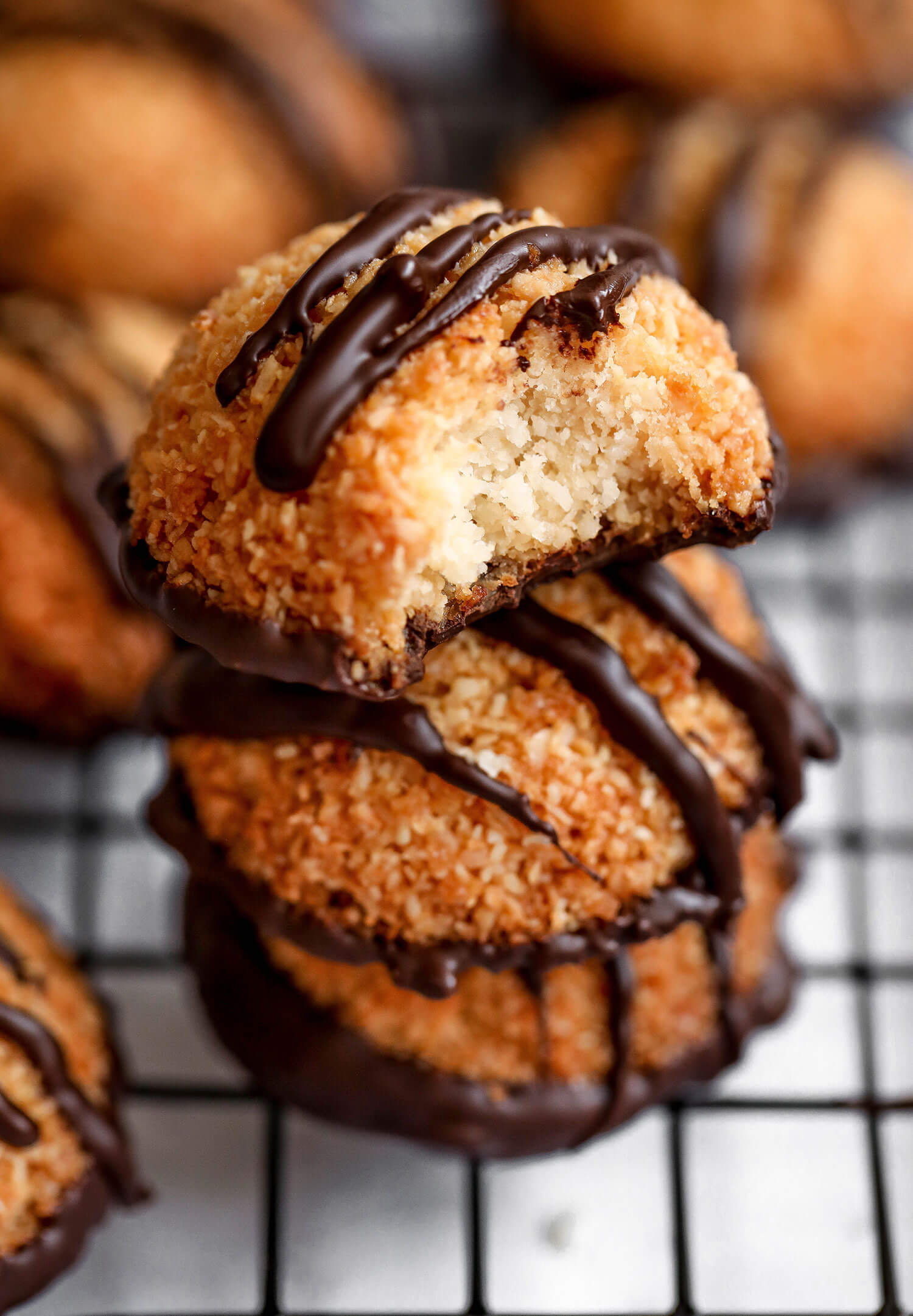5-Ingredient Coconut Macaroons