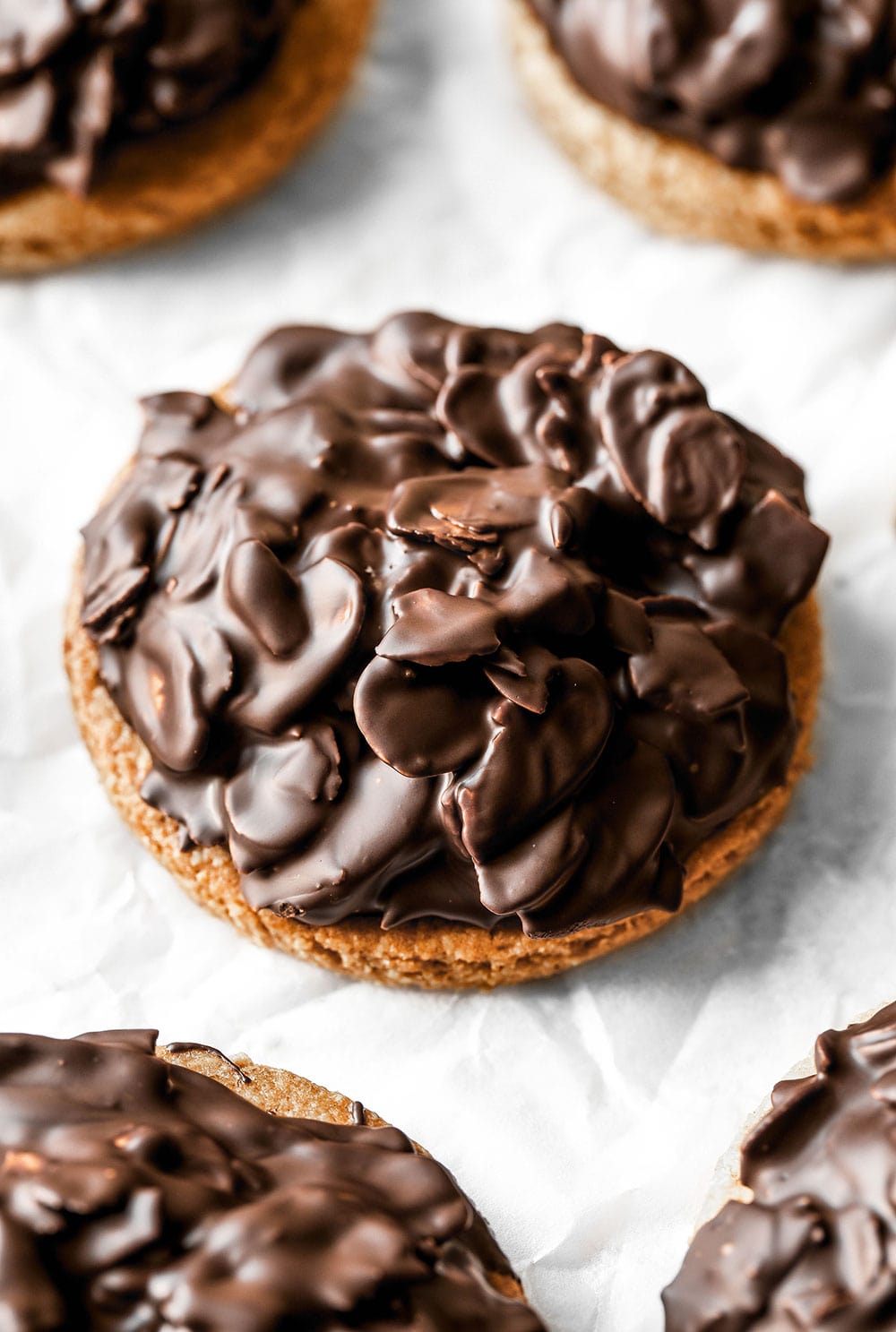 Nutty vegan chocolate digestives