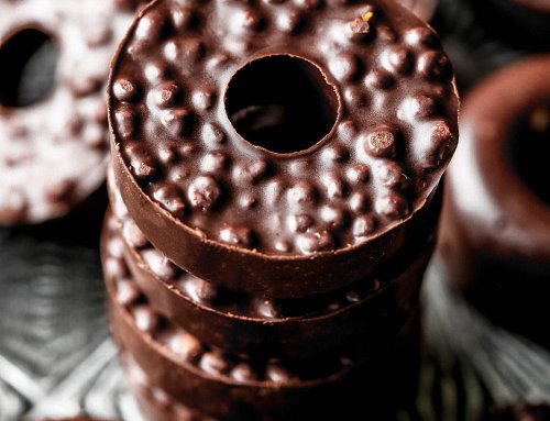 3-Ingredient Chocolate Crunch Doughnuts