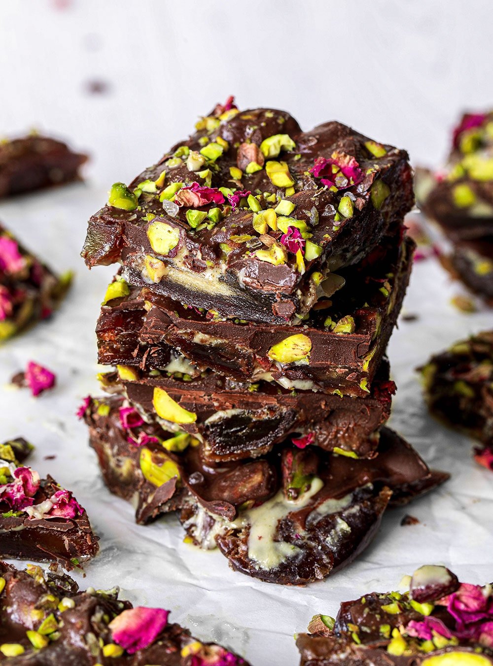 Viral Chocolate Date Bark