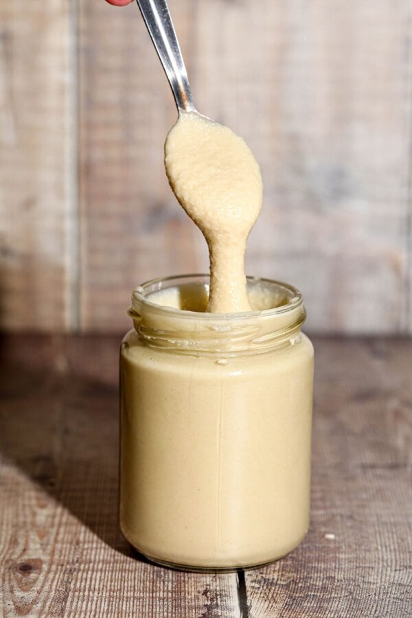 Easy Homemade Tahini Recipe (How To Make Tahini)