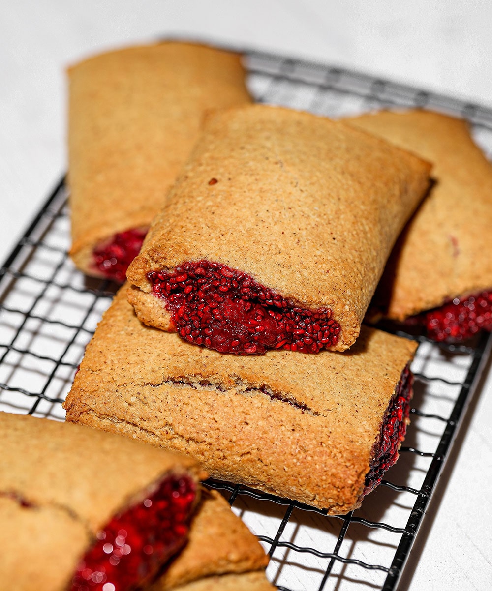 Raspberry Oat Snack Bars