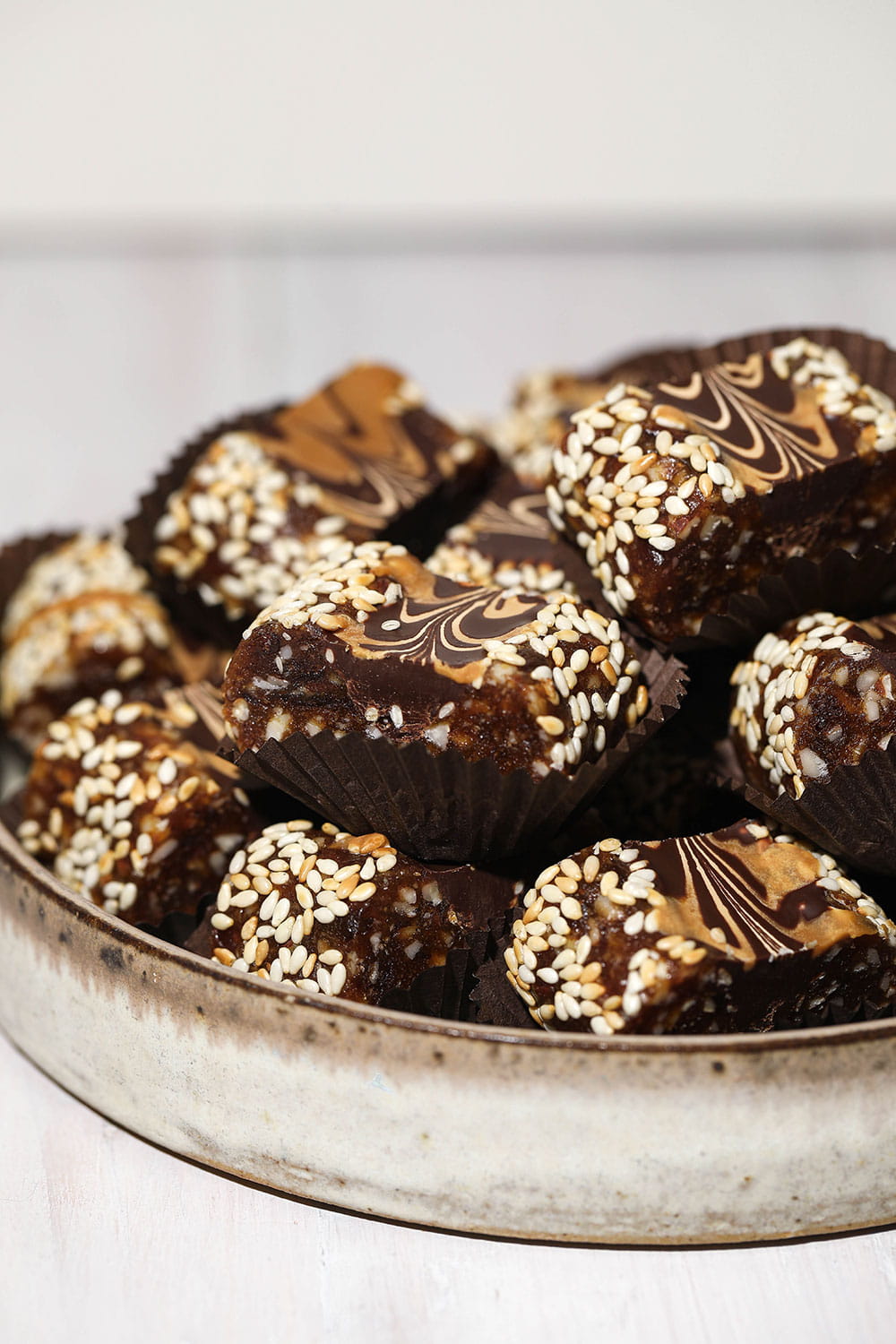 Chocolate Date Nut Bites